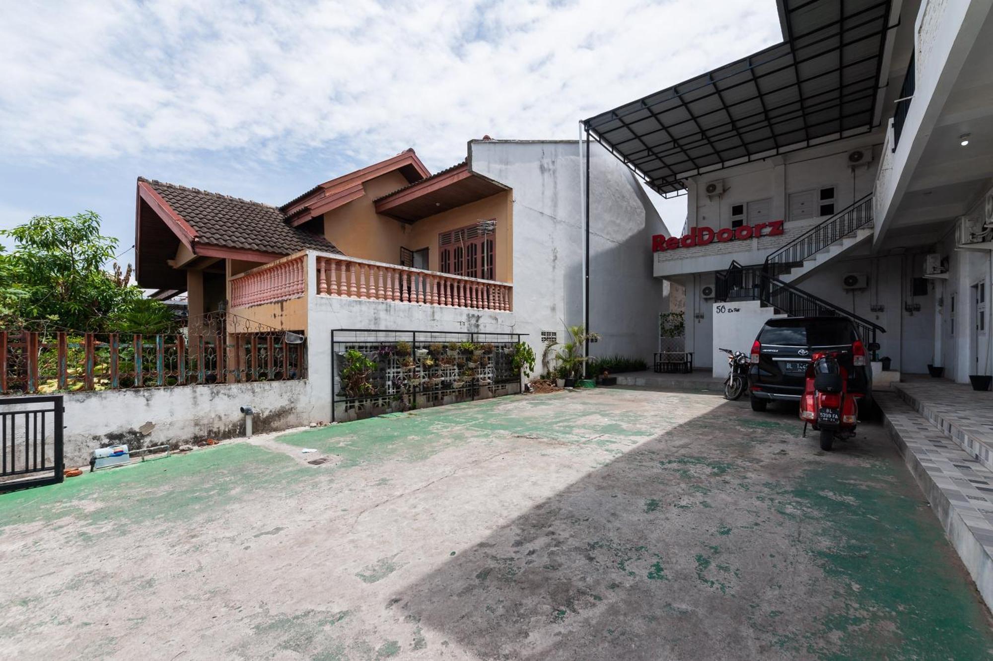 Hotel Reddoorz Syariah Near Rsud Zainoel Abidin Banda Aceh Zewnętrze zdjęcie